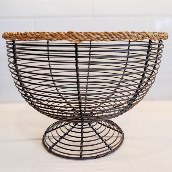 Vintage Footed Round Wire Basket w/ Jute Cord Trim, Country/Farmhouse/Cottage - Picture 2 of 7